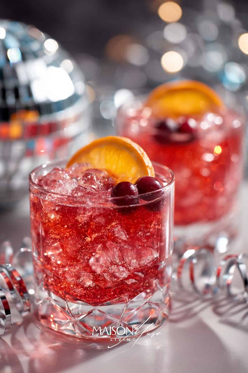 Cranberry Citrus Fizz (A Festive Zero Proof New Year&rsquo;s Eve Drink)