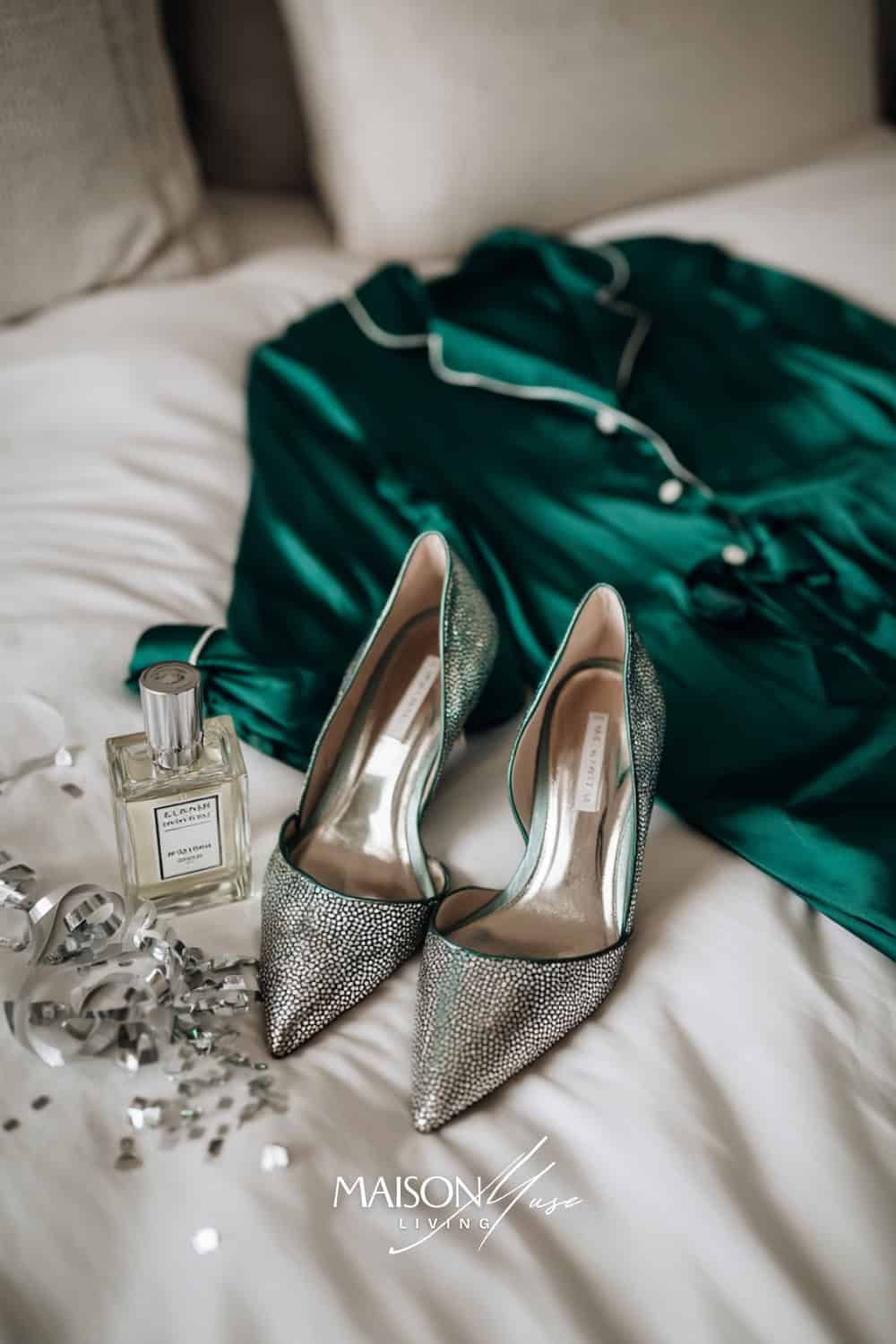 New Year&rsquo;s Eve at Home: A Cozy Glam Night In (That Still Feels Special)